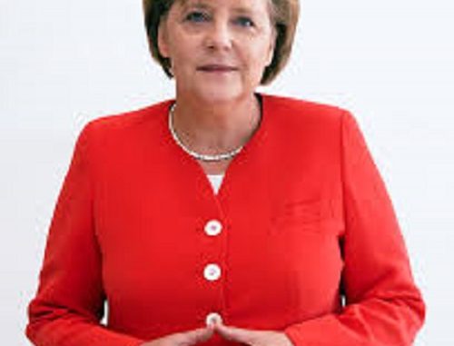 Merkel_in_red
