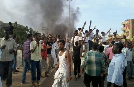 Sudanese_protesters