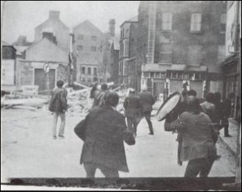 Bogside residents defending their barricades against police and loyalist assault