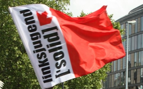 Solid flag