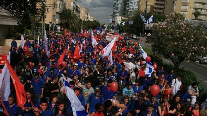 May_Day_NOV_90_years_to_Histadrut