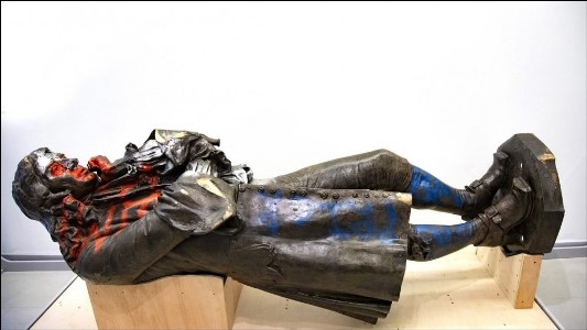 Coulston statue